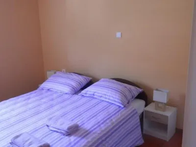 Apartments St Rialto Hotels near Iga Lanterna