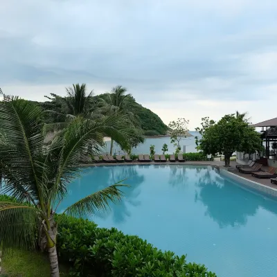 Koh Ma Beach Resort Hotels near Ao Chaloklum Bay