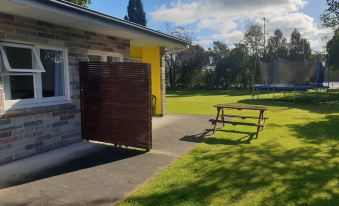 Otaki Motel