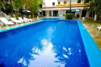 Hotel Costa Brava - ที่มีสระว่ายน้ำ