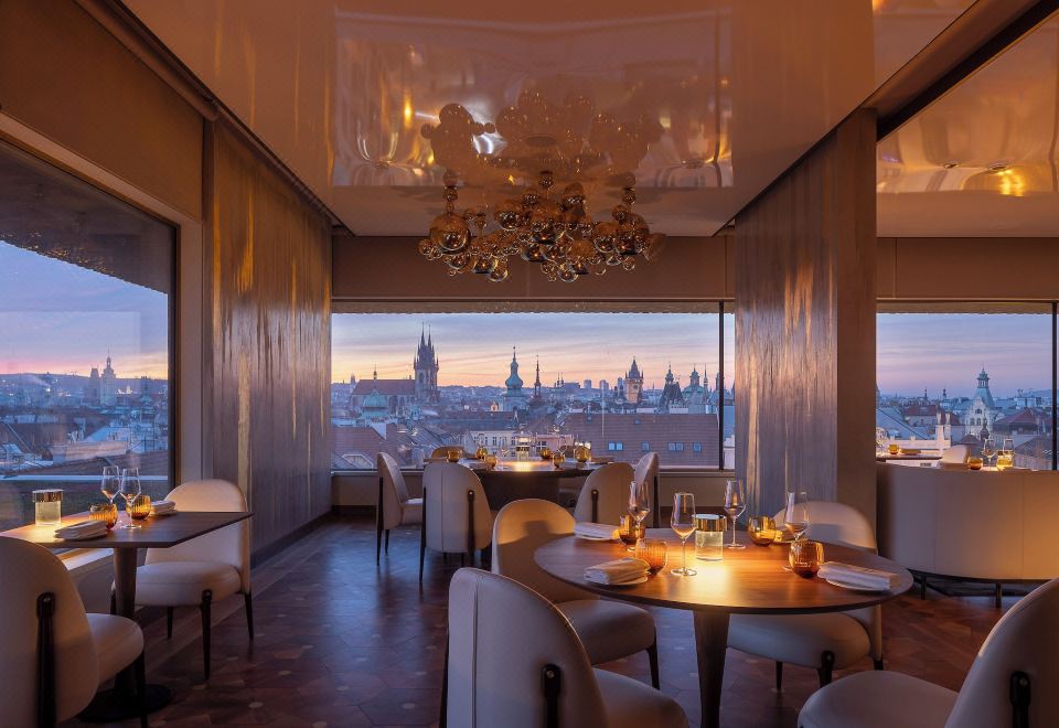 5. 골든 프라하 호..