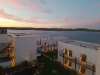 Golden Lakes Hotel Hotel a 