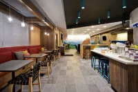 Tru Denver South Park Meadows Hotels in Meridian