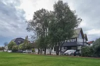 Hotel Carlton Mill - Motels