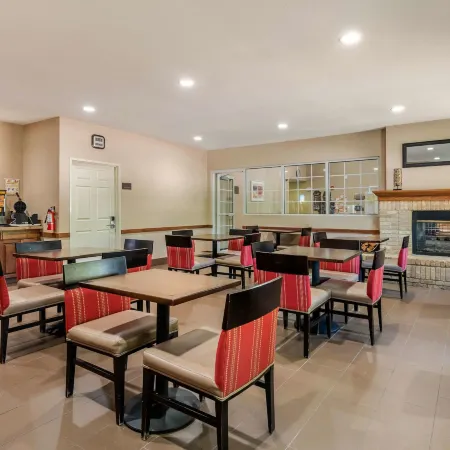 Comfort Suites Fort Collins Near University