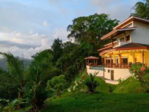 Lapazul Hotels in Savegre