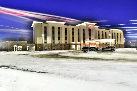 Hampton Inn & Suites Menomonie