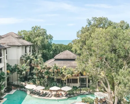 Pullman Palm Cove Sea Temple Resort and Spa Hotel di Palm Cove