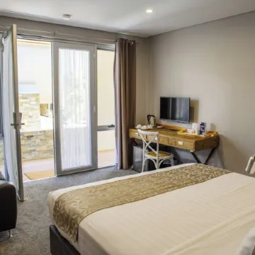 Fremantle Boutique Accommodation - Maand up