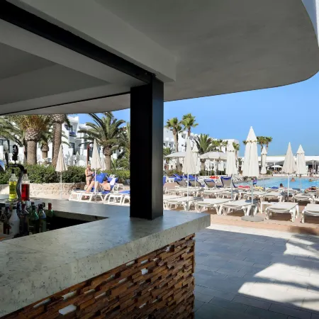 Grand Palladium White Island Resort & Spa - All Inclusive