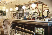 Low Wood Bay - bar