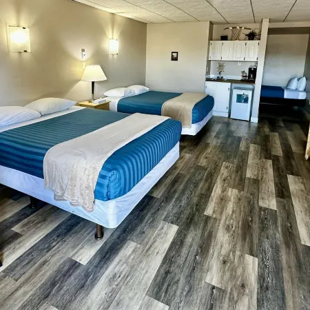 West Coast Motel on the Harbour
