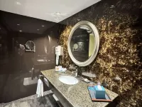 Four Points by Sheraton Lahore チャブルジ周辺のホテル