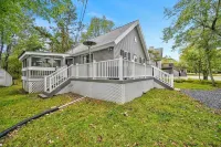Beach/Lake Home In Towamensing Trails