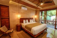 Hotel Carolina Bacalar Hotels near Bacalar Adventure Tours