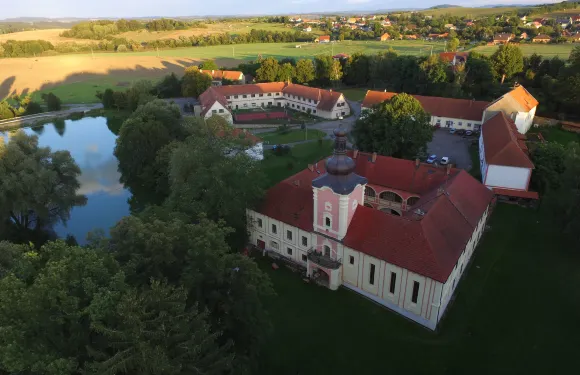 扎馬克勒薩尼旅館