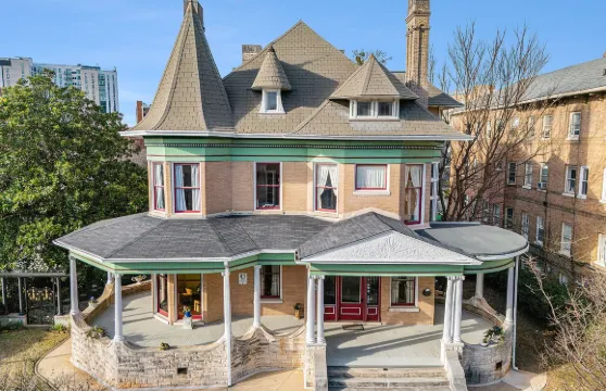 哈辛格丹尼爾斯賓館