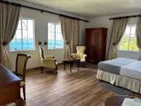 Beau Séjour Hotel - parking