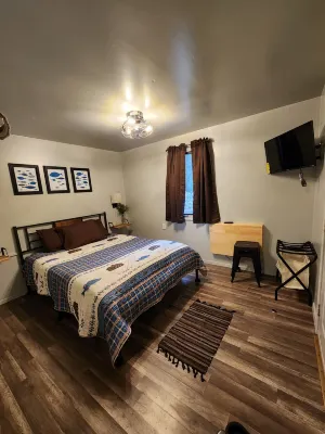 Bear Necessities Cottages Hotels in Бэр-Крик