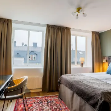 Home Hotel Cardinal