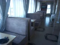 Jolly Accommodation Centre - Desayuno