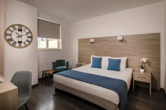 霍華德酒店 鄰近Saint Julian's Tower的酒店