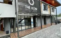 The Icon Hotel Hotel dekat Pemandian Cipanas Subang