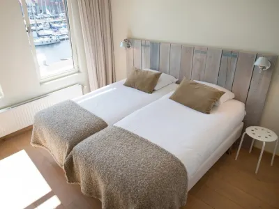 Modern Apartment Overlooking the Harbor Các khách sạn ở 