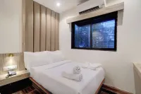 Hotel Amar Residency Hotel berhampiran Pantai Versova