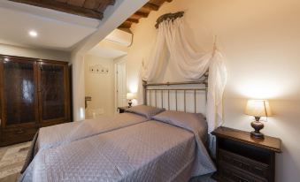 Casa Griselda by Mmega