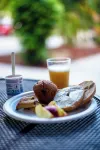 Banana Bay Resort & Marina - فطور