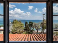 The Seaview Corner Apartments by Konnect, Ipsos Hotels in Ipsos