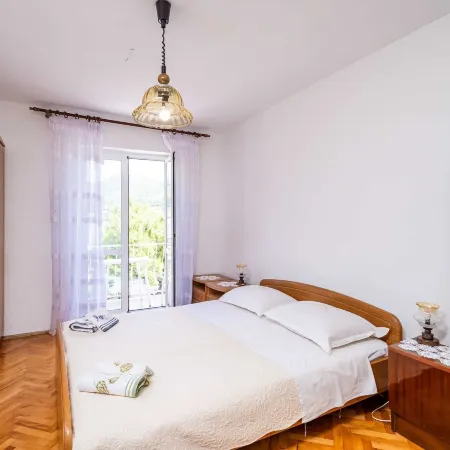 Apartments Zarac