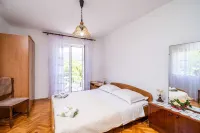 Apartments Zarac