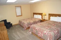 Turtle Lake Retreat: Spacious Seven-Bedroom Home -  Your Ultimate Group Getaway! - Homestays