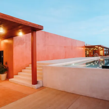 Everglades Suites