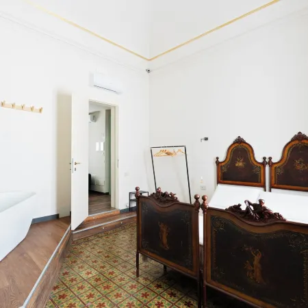 Holiday Lux Boutique Room
