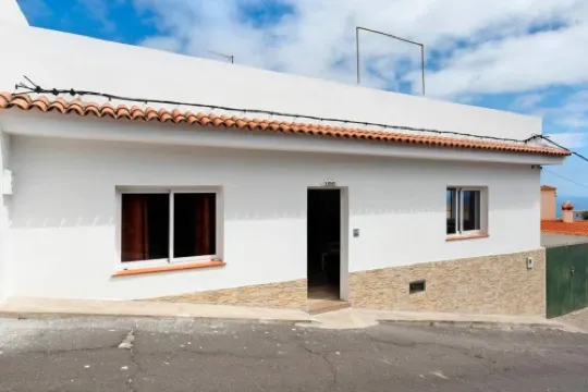 Holiday Home in Garachico with Mountain Views