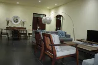 Industria Villa Hotels in Baney