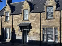 NO. TEN GUESTHOUSE Hotels in Tain