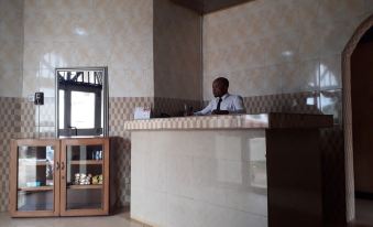 Filbon Hotel & Gardens