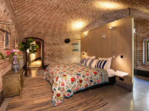 Fort Vuren Hotels in Dalem