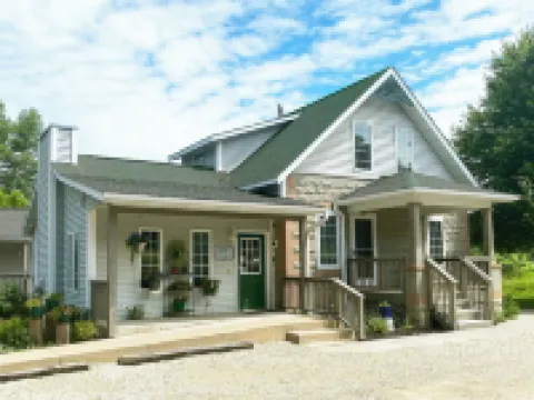 Green Gables Inn Hotels in Fillmore County