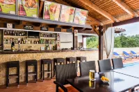 Sisi Breeze Hotel - bar