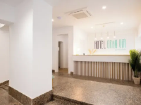 ホテル グラン ビア バイ ガイアルームズ サラマンカのホテル