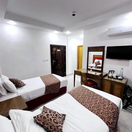 Petra Rocks Hotel