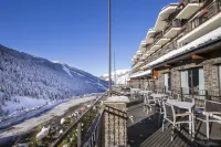 Hotel Piolets Soldeu Centre - Mountain view