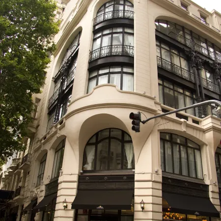 Tango de Mayo Hotel