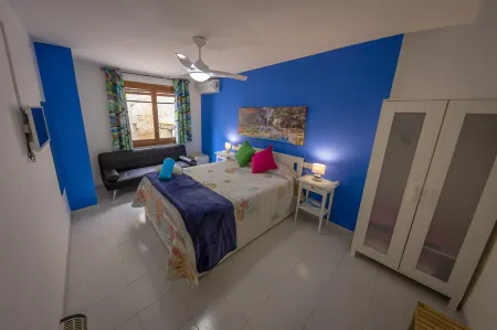 Casa Camino Al Castillo Отели рядом с достопримечательностью «Torreta Mariola»