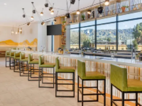 Cambria Hotel Burbank Airport Hotels in Burbank